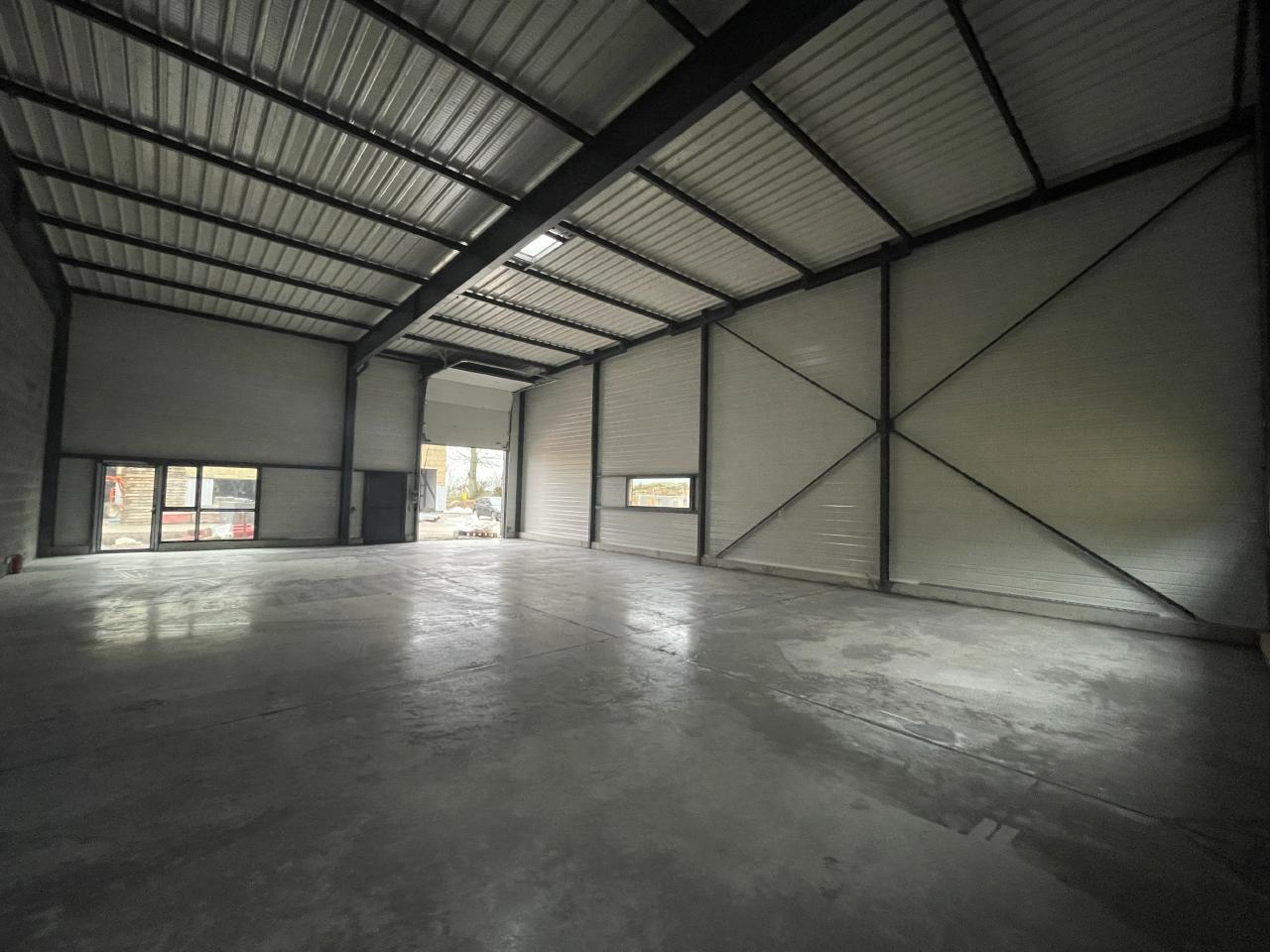Local d'activité Vitré 2216m² Vente local d'activité Vitré Ille-et-Vilaine OVACT2206979 2
